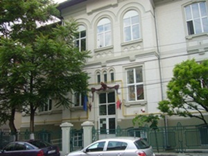 INTRARE ÎN ȘCOALĂ